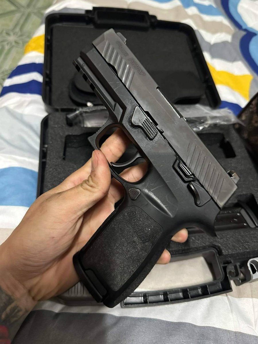 Genuine(GUNshop) tweet media