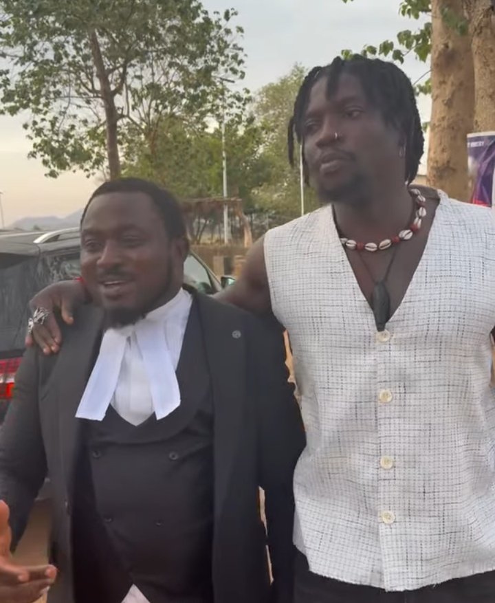 miesther tweet media