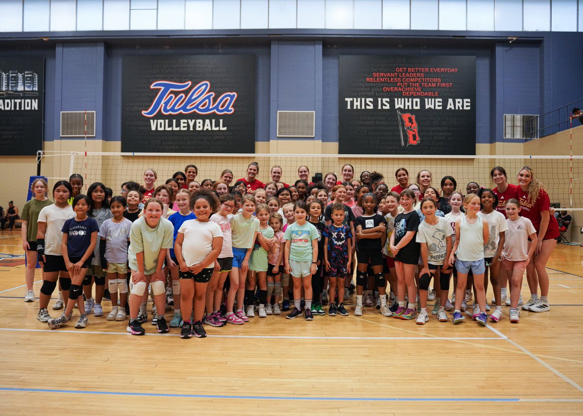 TulsaVolleyball's tweet photo. What a turnout‼️

We had a BLAST hosting dozens of campers with @tulsaparksandrec for a free clinic on campus! Thank you to all for being part of a memorable night!

#ReignCane https://t.co/ky2Y64fo4t