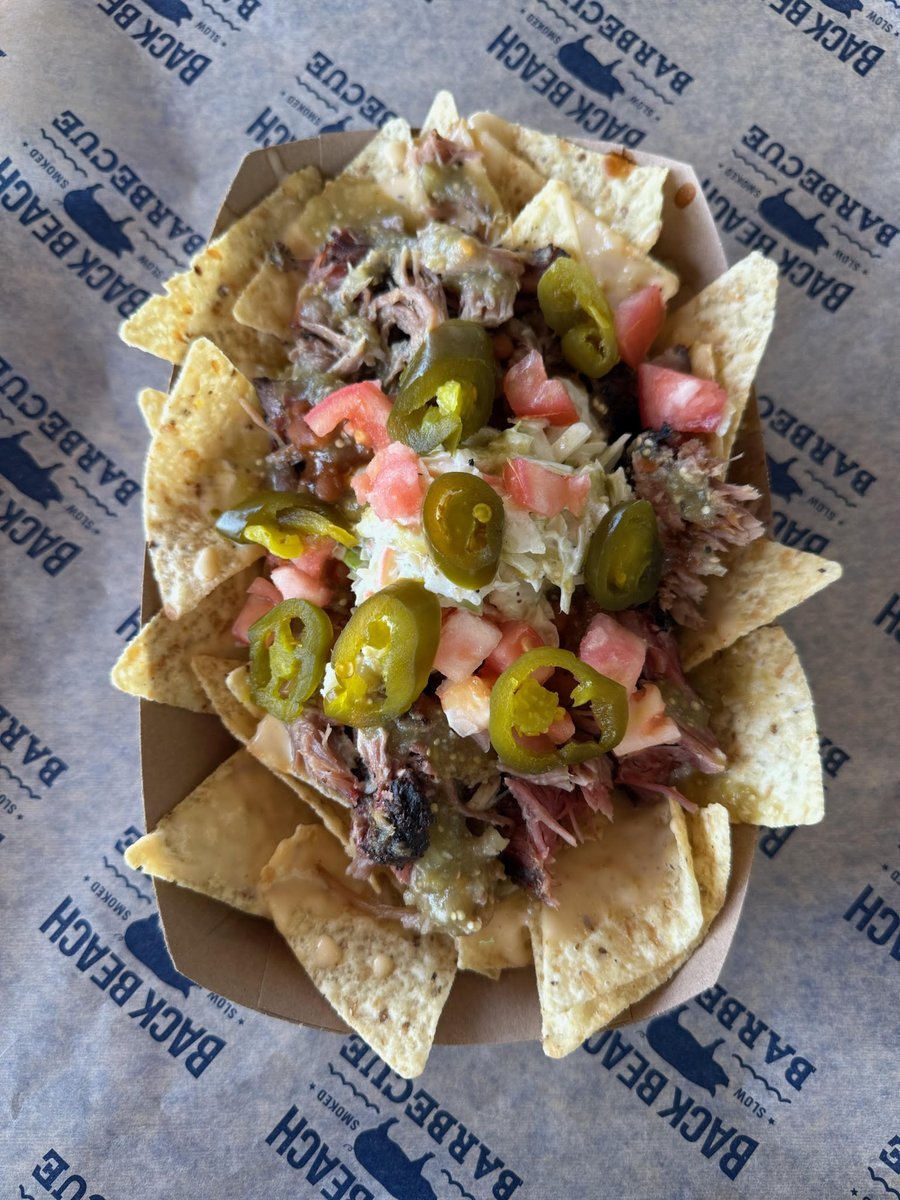 Take a break from Taco Tuesday and instead try our weekly Tuesday Special - Pulled Pork Nachos 🧀