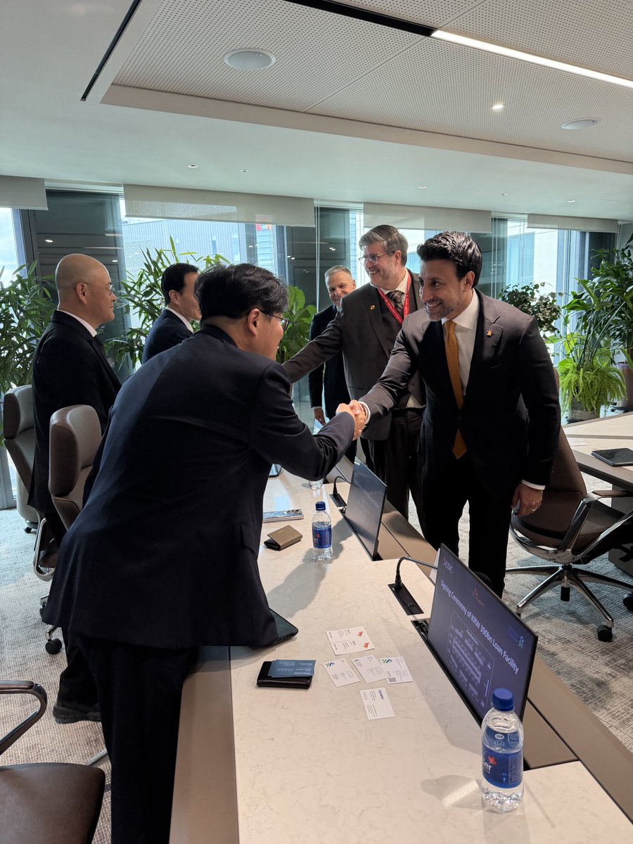 Commerce Canada tweet media