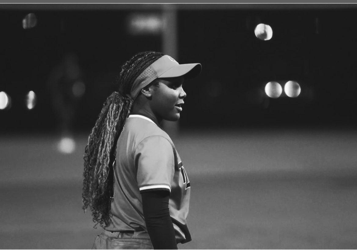 RenaaHicks9's tweet image. I had a strong performance on the field, going 4-for-4 at the plate and staying perfect defensively with no errors. I stayed focused every play, contributed to my team offensively and defensively, and showed consistency and confidence throughout the game.#NoDaysOff #BuiltNotBorn