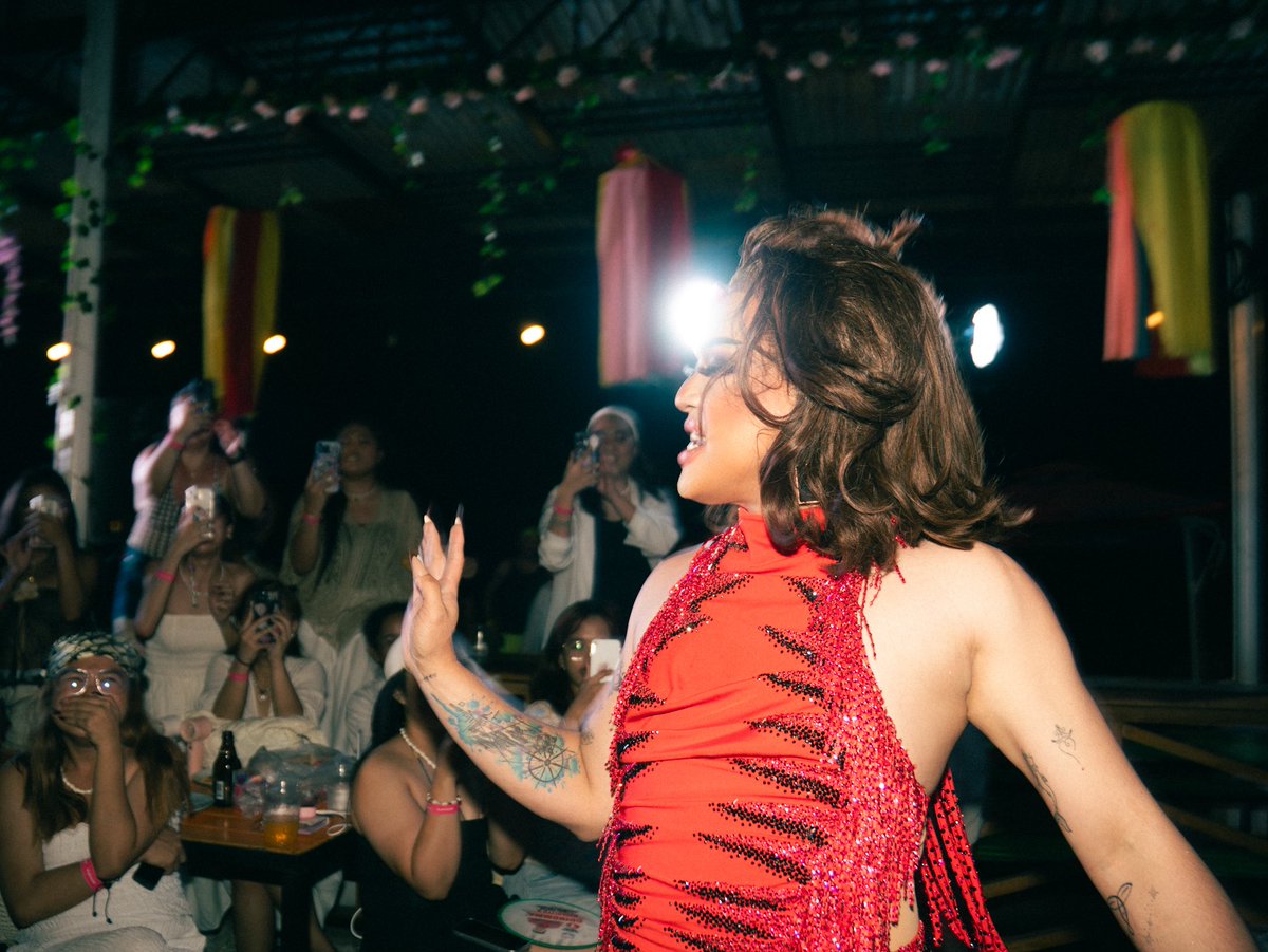 ex pink pony club tambay .·˚° ♡ 𓆛 tweet media