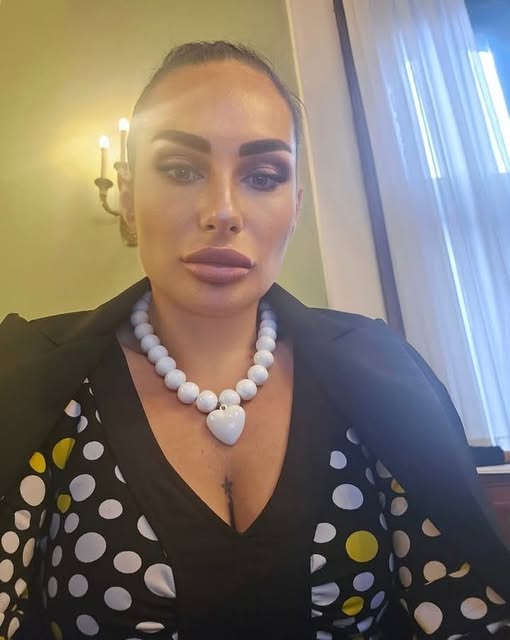 divlji_bučak tweet media