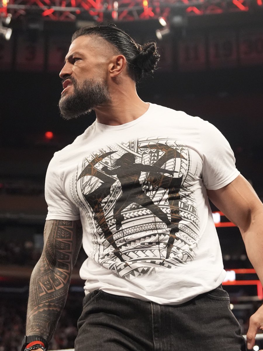 Zwischenstopp im Madison Square Garden auf der Road to WrestleMania! JETZT bei #WWERaw auf <a href="/ProSiebenMAXX/">ProSieben MAXX</a> mit <a href="/SebastianHackl/">ᴴᵃᶜᵏᴹᵃⁿ</a> &amp; <a href="/ManuThiele/">Manu Thiele</a>! 🔥 #maxxWWE