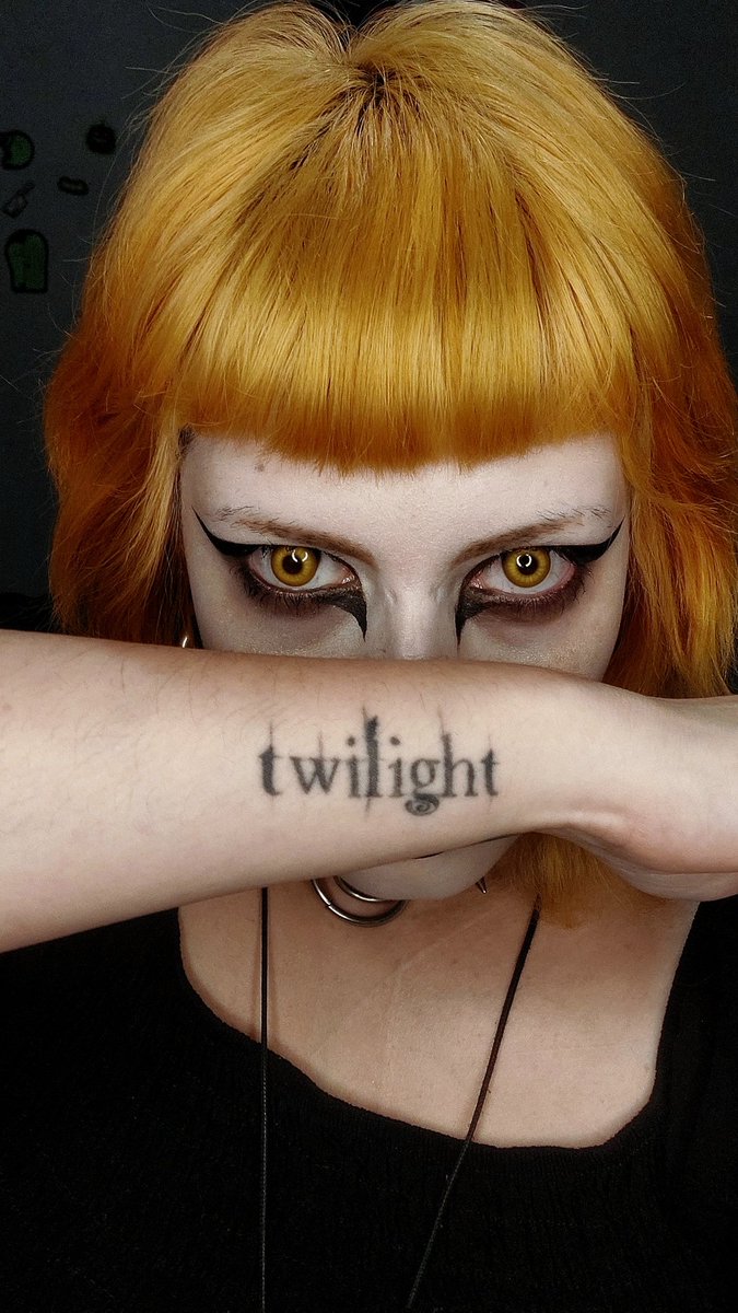 Naftalina Muscaria tweet media