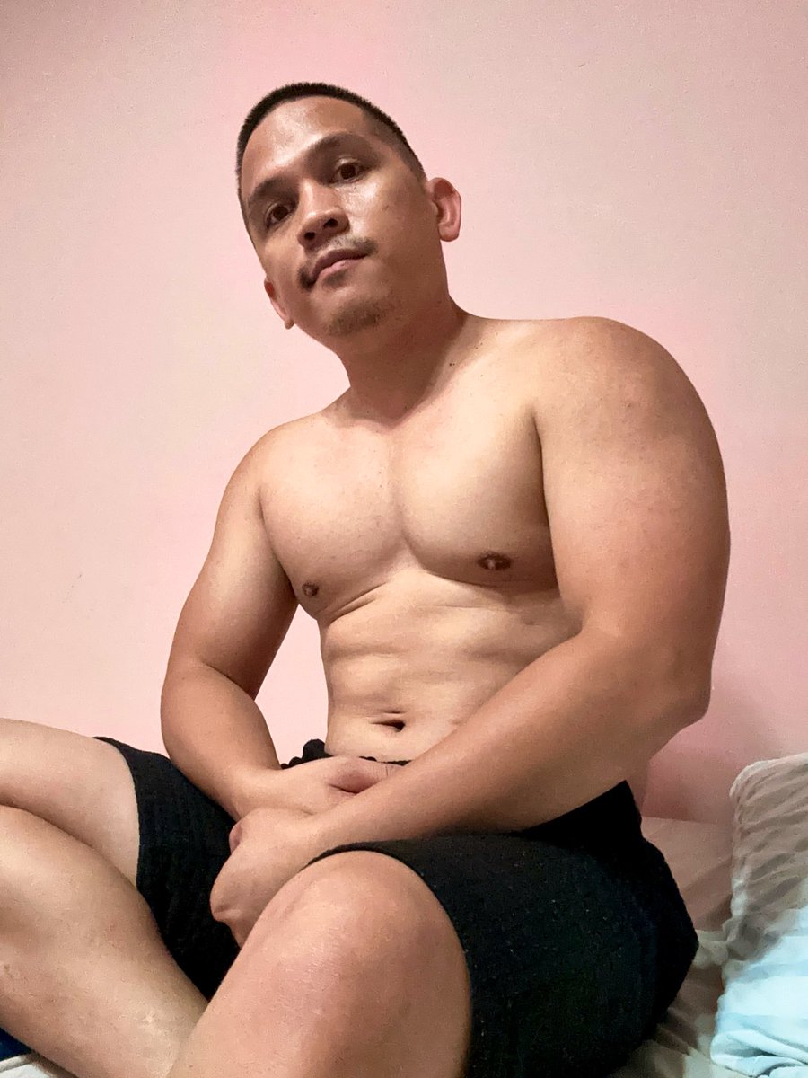 Maneng tweet media