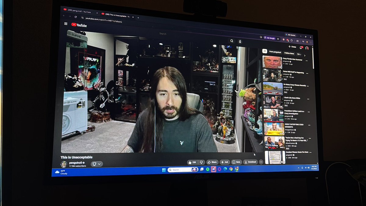 SavLeftUs tweet media