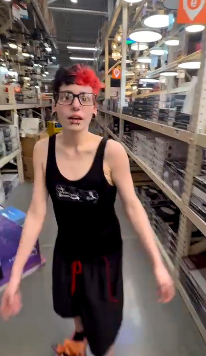 ğöřė_būńňï tweet media