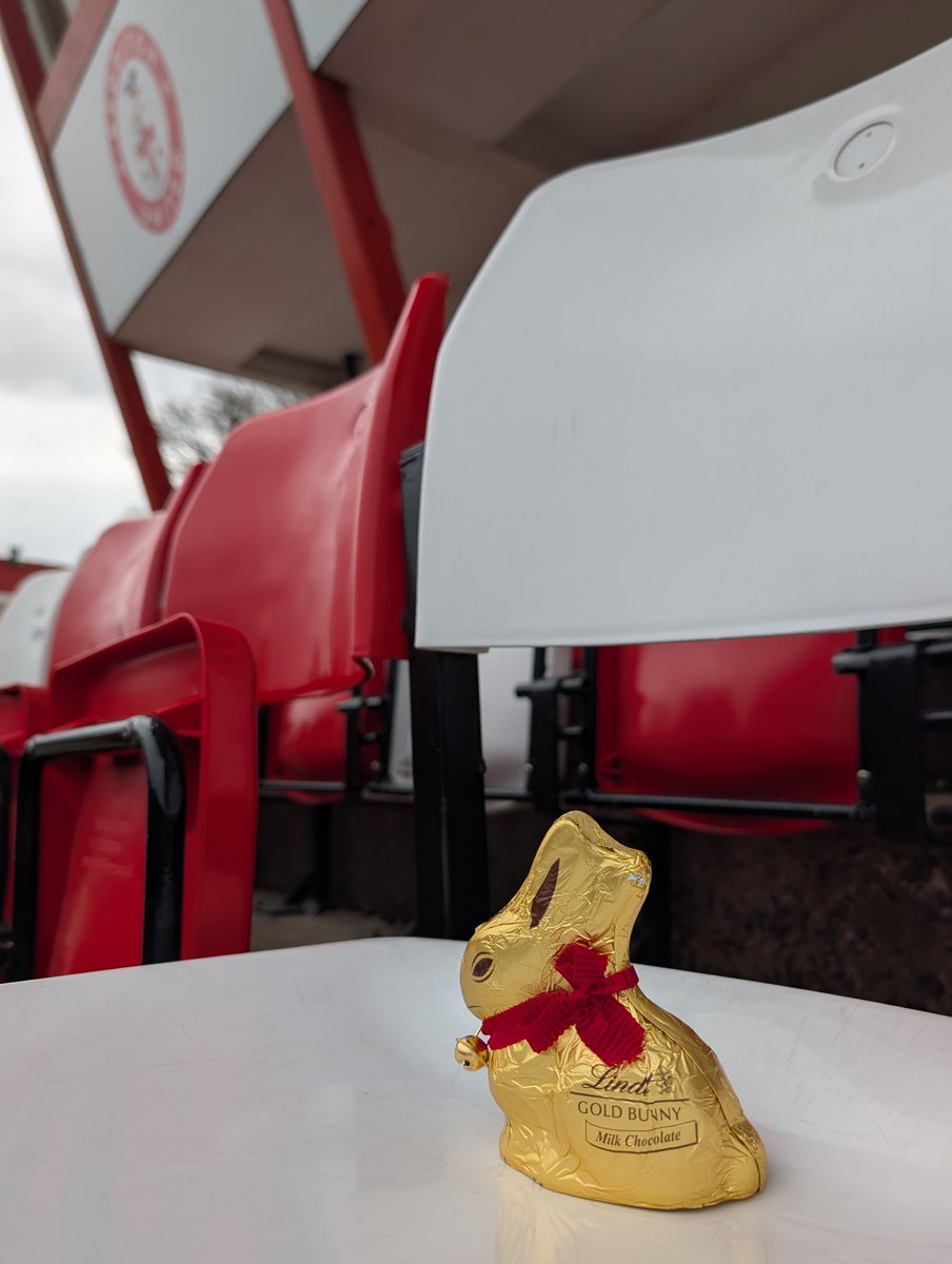 RedditchUtd's tweet photo. FREE Easter Bunny to the first 150 kids on Good Friday 🐣

Be amongst the first 150 kids to enter the Valley on Good Friday for our game against Leiston and receive a FREE easter bunny 🐰

Thank you to @JJXLogistics for donating the Easter chocolate to our community section! https://t.co/STqhuPWmTV