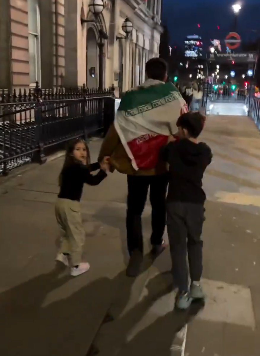 یاس🌹 tweet media