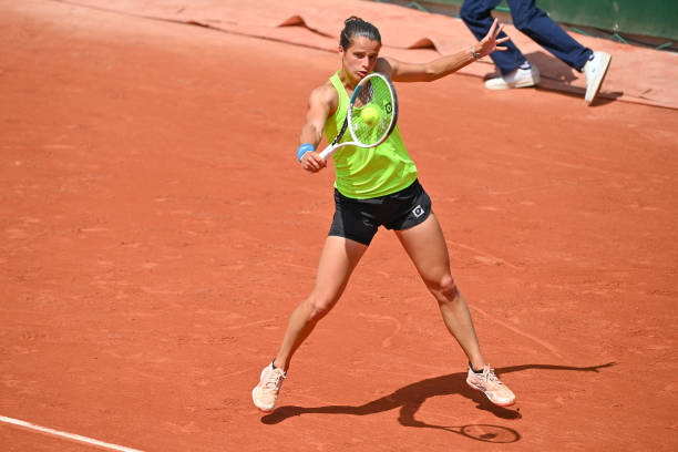 Fan 2 Tnis tweet media