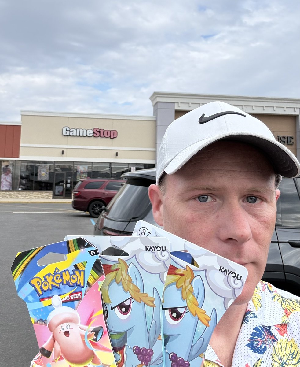 Wednesdays are for <a href="/gamestop/">GameStop</a>! Pokemon Perfect Order and My Little Pony! 🏴‍☠️💚