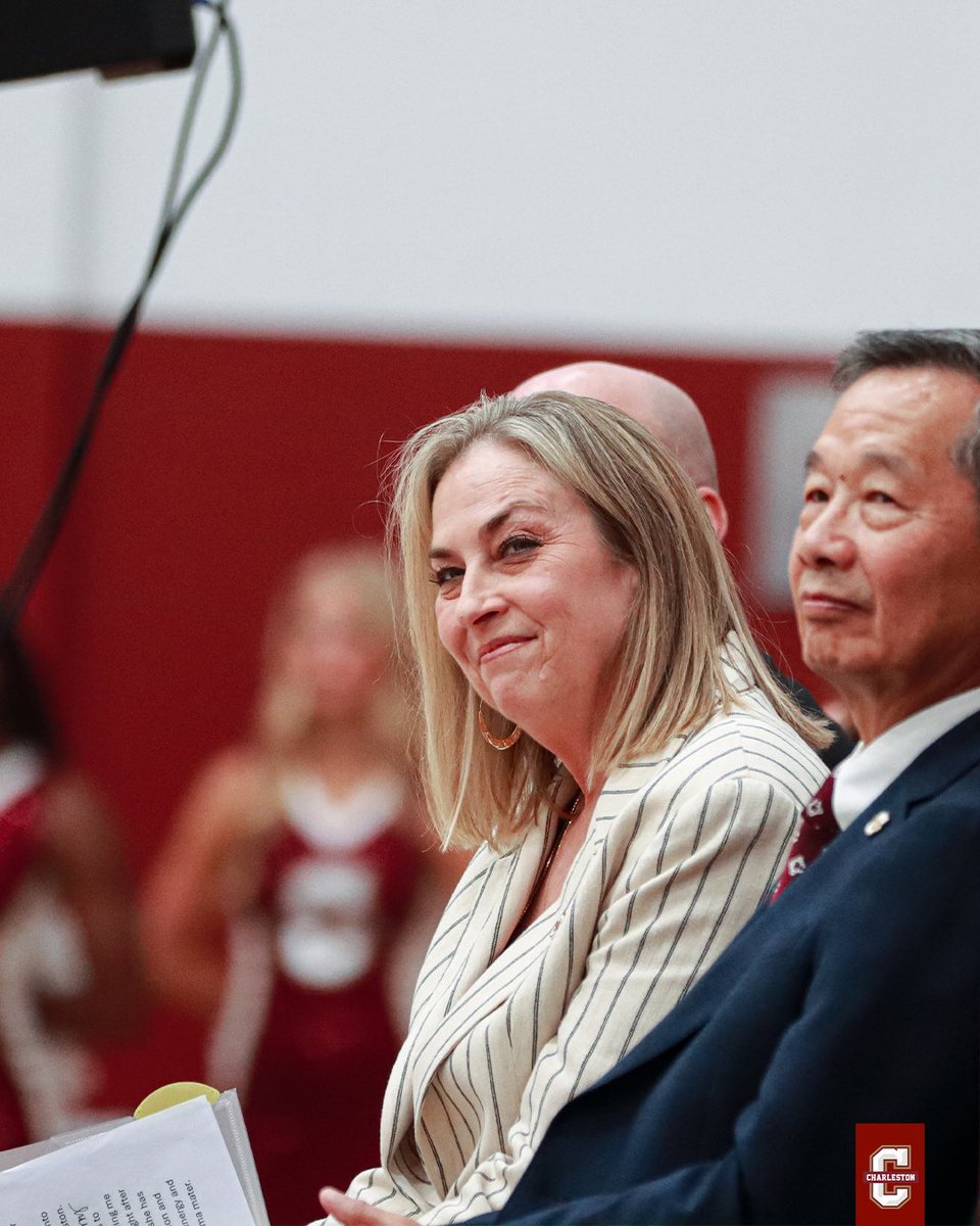 Charleston Women’s Hoops tweet media