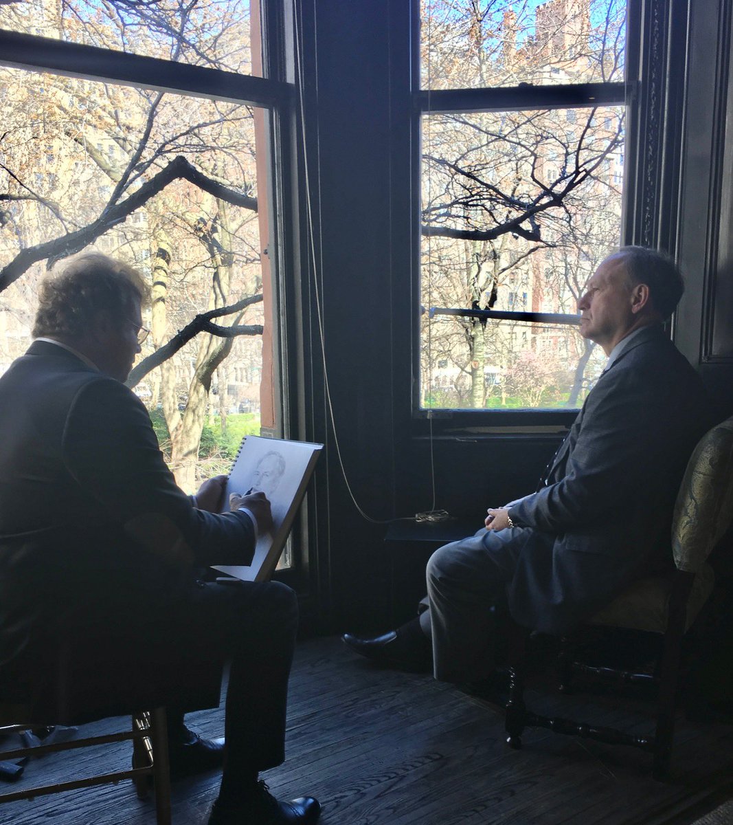 IgorBabailov's tweet image. Reminiscing the great honor of having painted the officially commissioned U.S. Supreme Court portrait of Justice Samuel A. Alito, Jr. for the @USSupremeCourt historic collection.

#CommissionedArt #official #portrait #justice #alito #commissionedportrait #portraitartist #SCOTUS