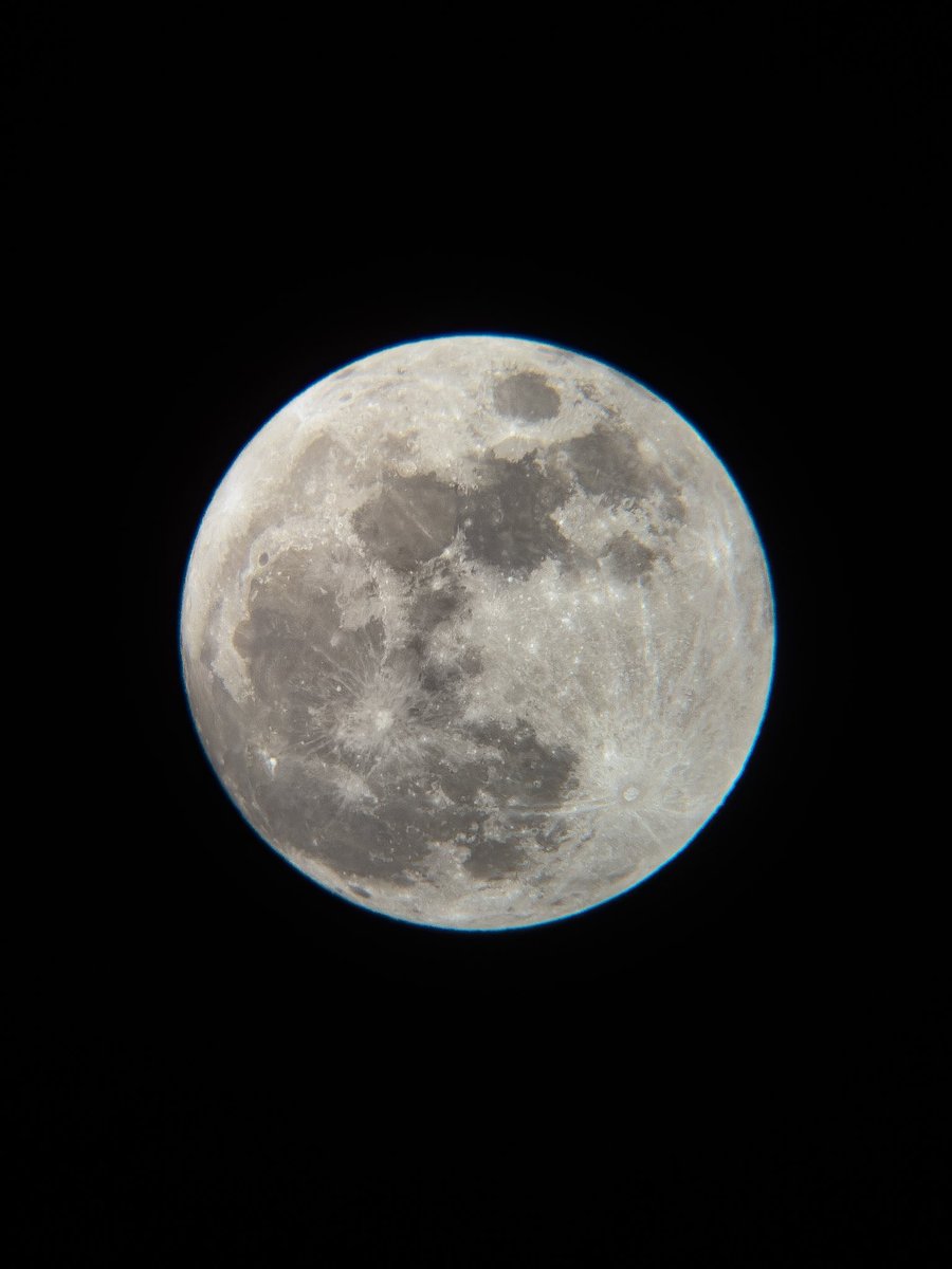 _fullM0N's tweet photo. Today’s Full Pink Moon 🌸 https://t.co/AbqVDGbpzV