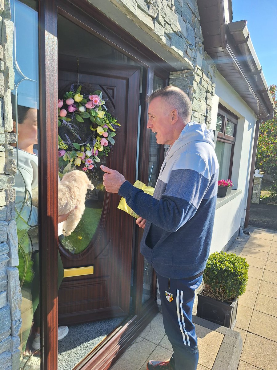 DeclanKearneySF's tweet image. Another positive canvass in Ballytromery &amp;amp; Bramblewood #Crumlin to promote the #GoodJobsBill

We discussed the cost of living crisis with local people &amp;amp; how to improve employment conditions for workers &amp;amp; families. 

This legislation will benefit all working families in the north.