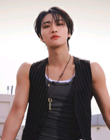 About Music tweet media