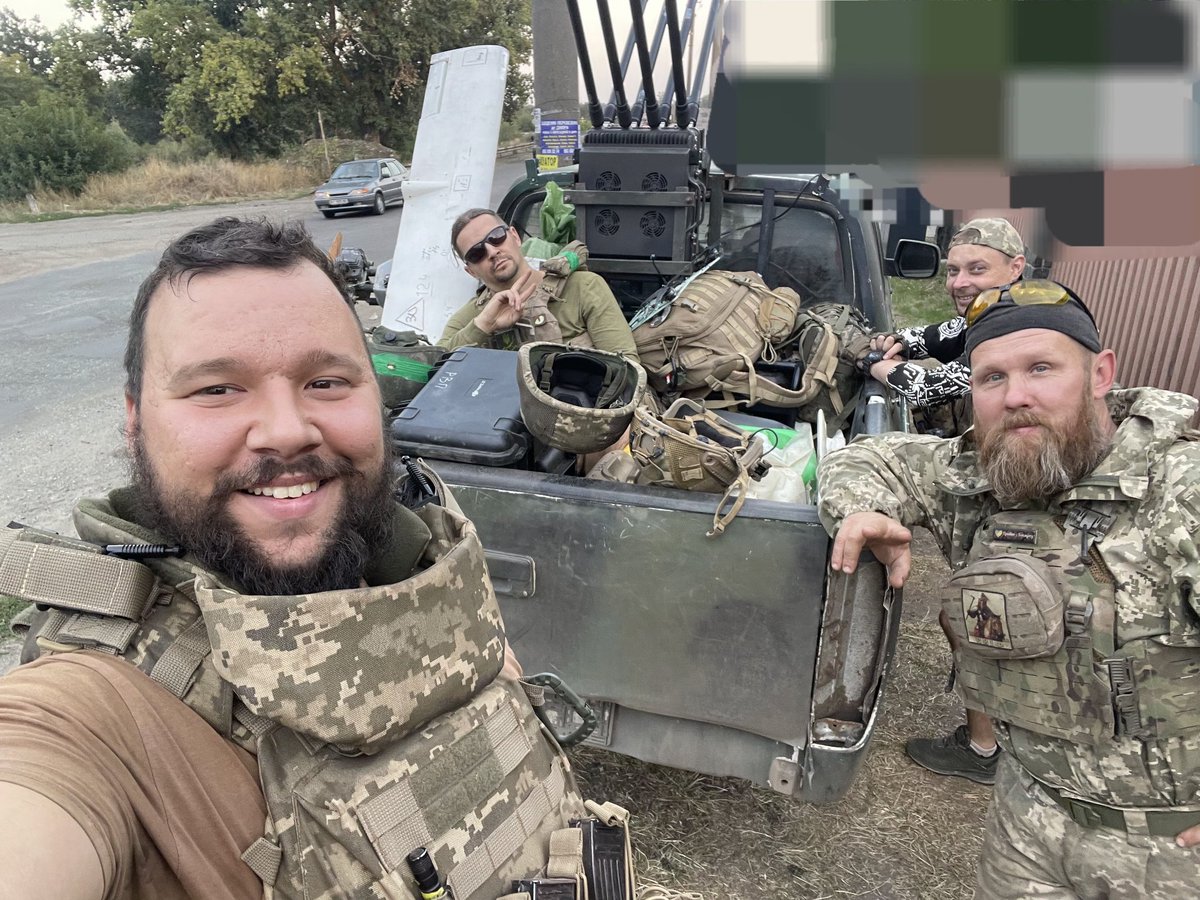 Alex Bond tweet media