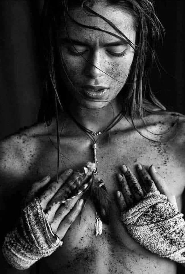 the mind
doubts.

the heart 
wants.

the soul
knows.

the
one
you
listen
to 
decides 
everything…