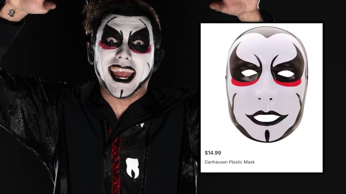 WrestleTalk tweet media