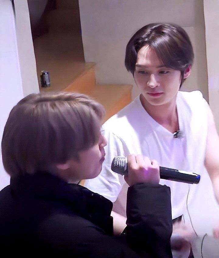 Every day a photo of Minsung tweet media