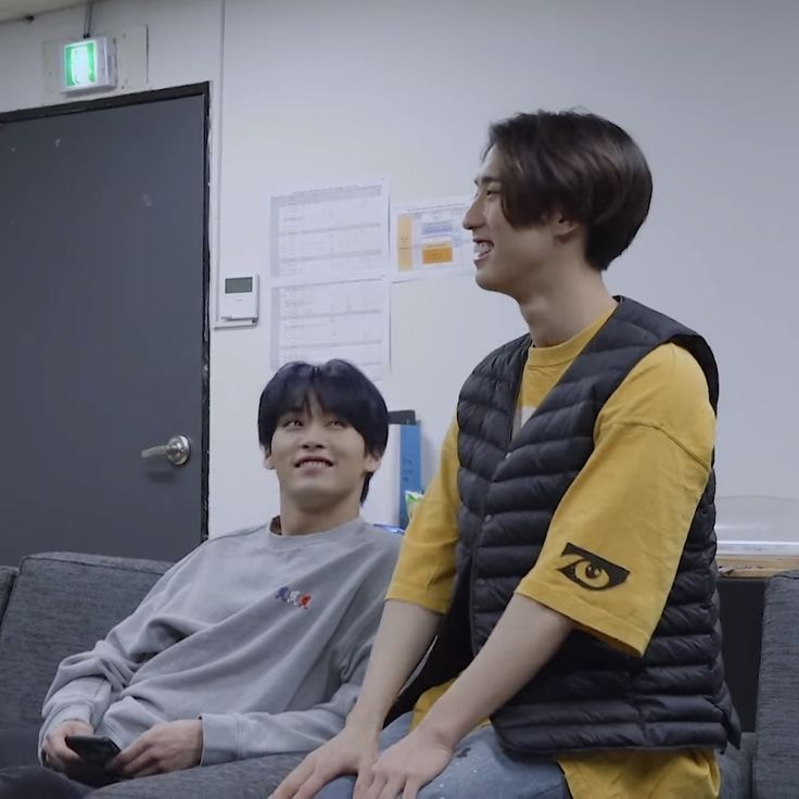 Every day a photo of Minsung tweet media