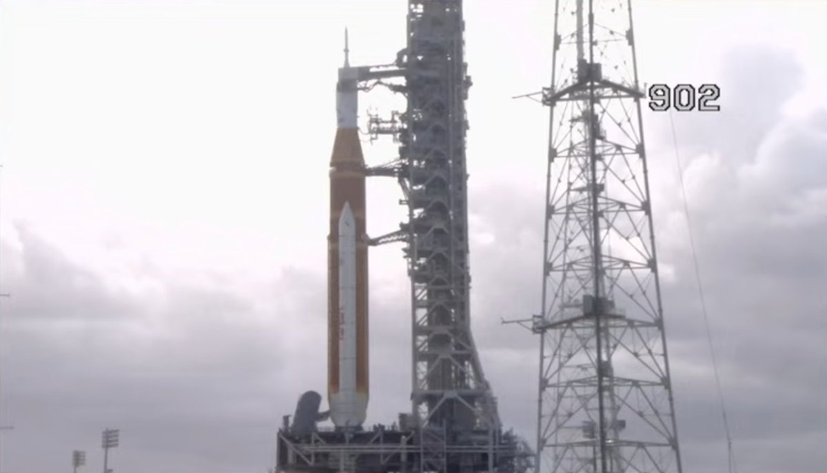 The Insider tweet media