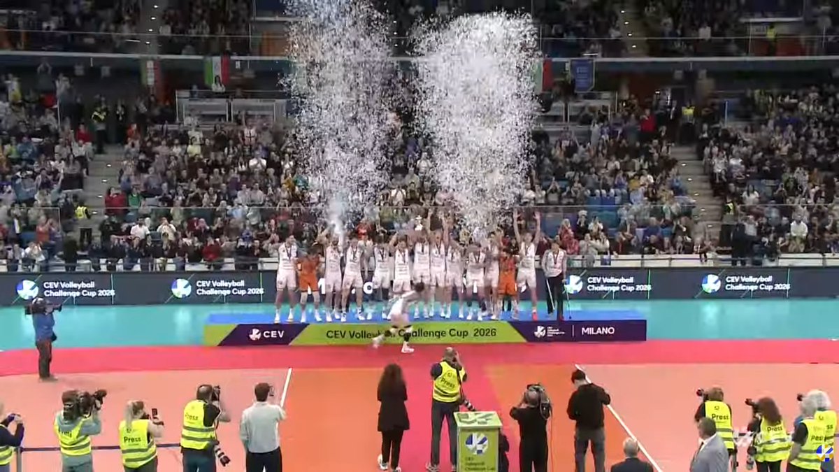 nenetta_nanette's tweet photo. #CEVChallengeCupM 2025/2026 🏐🇪🇺💚🥇🏆
#大塚達宣
#ミラノたっちゃん https://t.co/pyx1dizTKO
