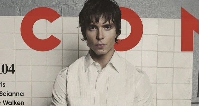 CinemaLover33 tweet media