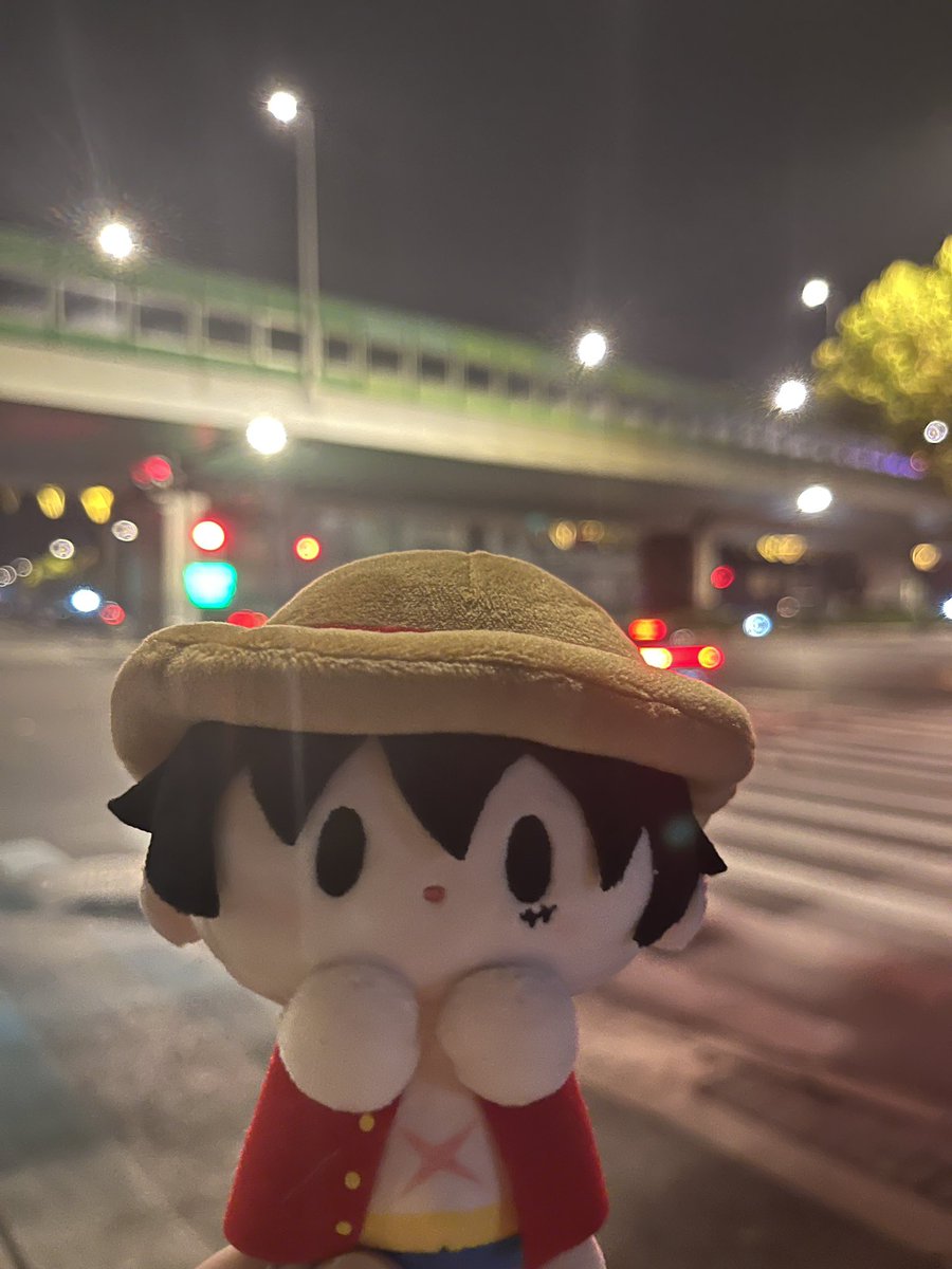 おはよう😵‍💫
空港へ移動します...🚗✨