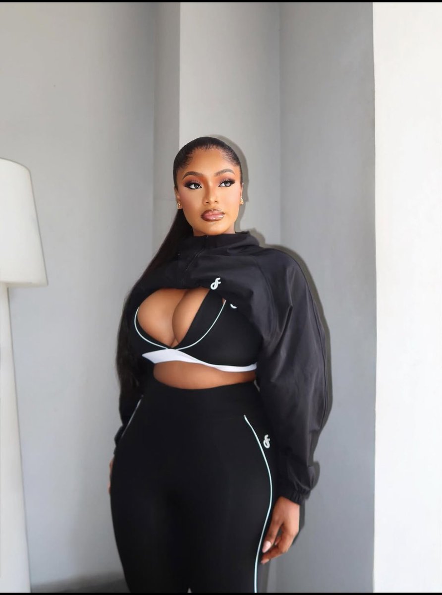 Benjamin 🧏🏽‍♂️ tweet media