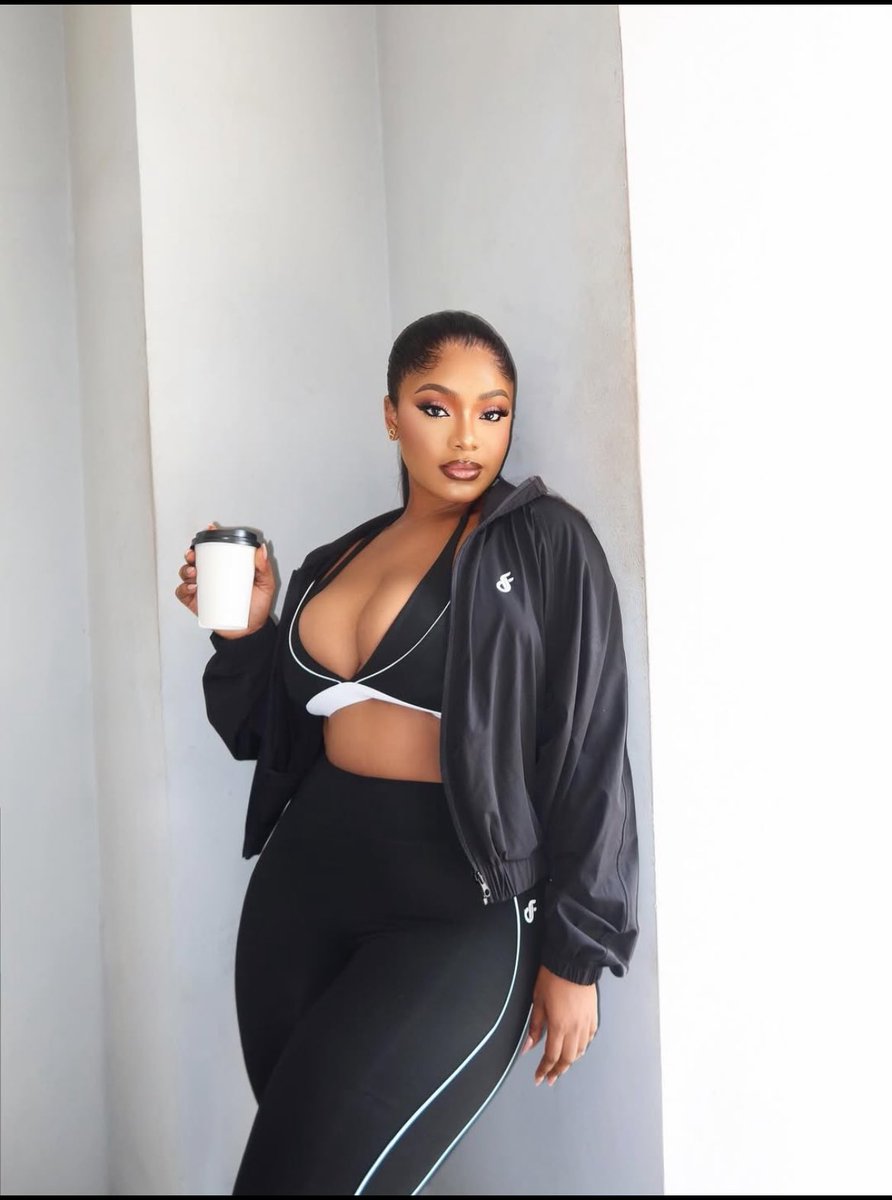 Benjamin 🧏🏽‍♂️ tweet media