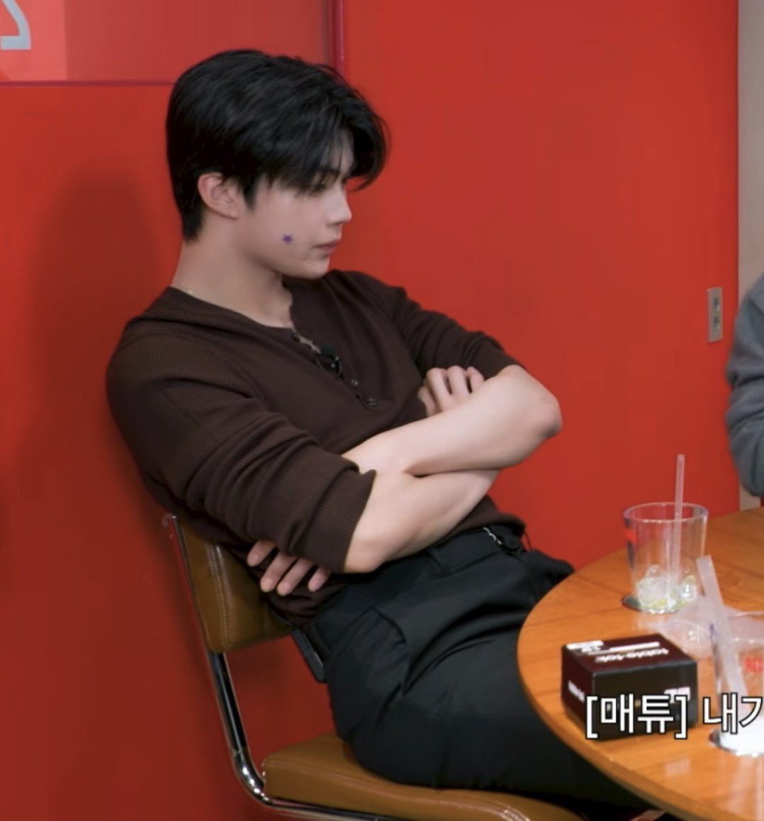 roe 🗝️ tweet media