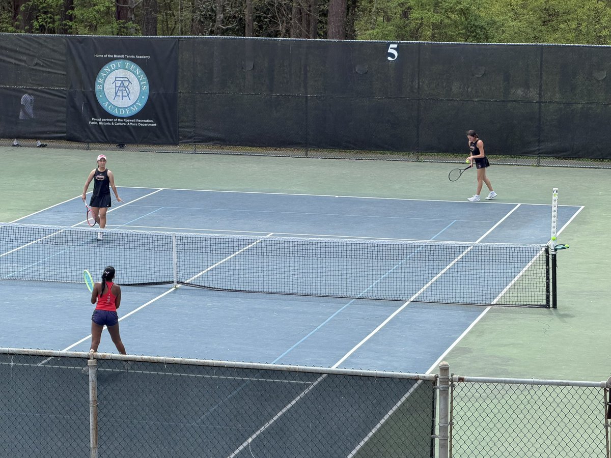 LGlenn_FCS_AD's tweet photo. Stepped out of the office and to watch some high-level competition today. 🎾
Region 7-5A Champions‼️
🏆 Johns Creek HS Boys
🏆 Milton HS Girls
Congratulations!!!👏🏾
#FCSAthletics #WeAreFulton🏆 @FultonCoSchools @athletics_FCS @scoreatlanta @BFGaskins @kristinmccabe88 @LilliePozatek @FCSSuptLooney @FultonZone7 @FultonZone6