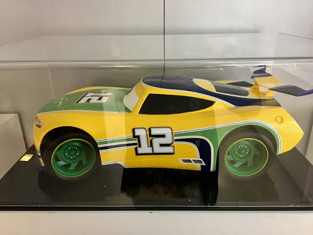 RevsCars tweet media