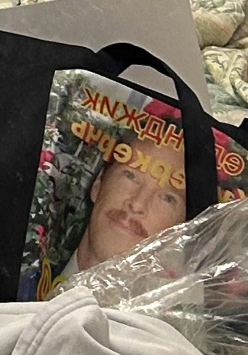 ^_−☆ tweet media