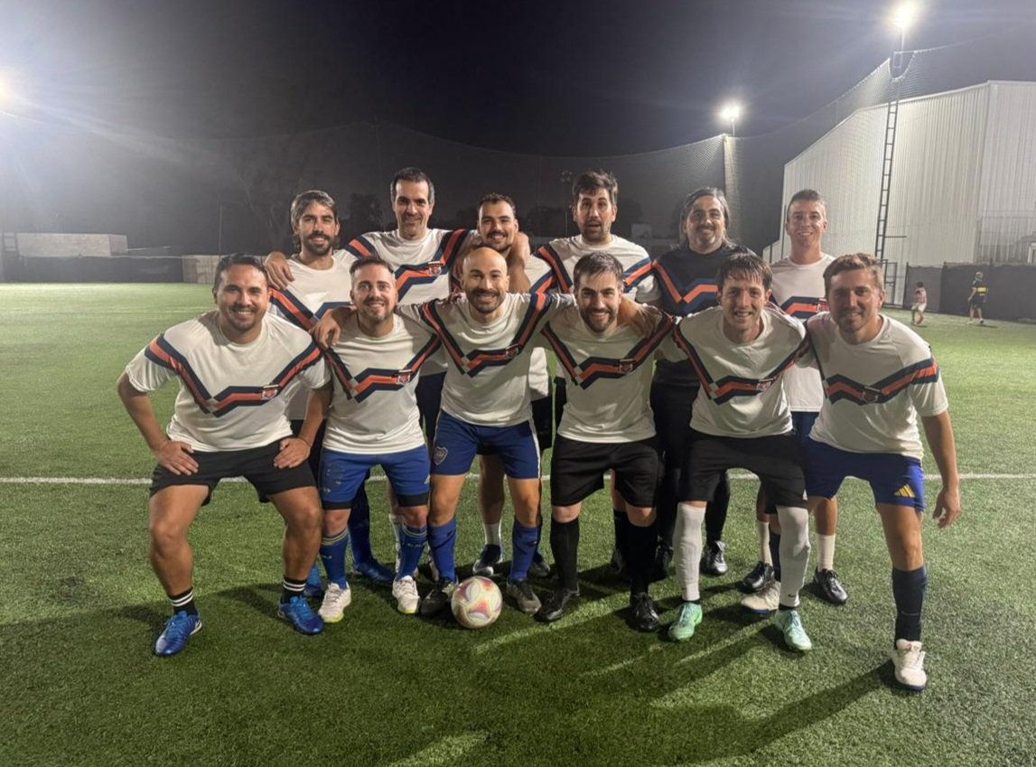 SuperligaMedios's tweet photo. ¡@BPProdFC es el líder del torneo!

Le ganó en Noble a Exteriores Torneos por 4 a 2 y con 7 puntos mira a todos desde arriba. https://t.co/YinTiRNrc1