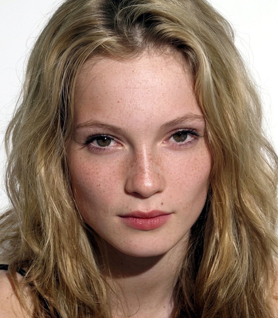 franclitmartin's tweet image. hannah facecard dodd