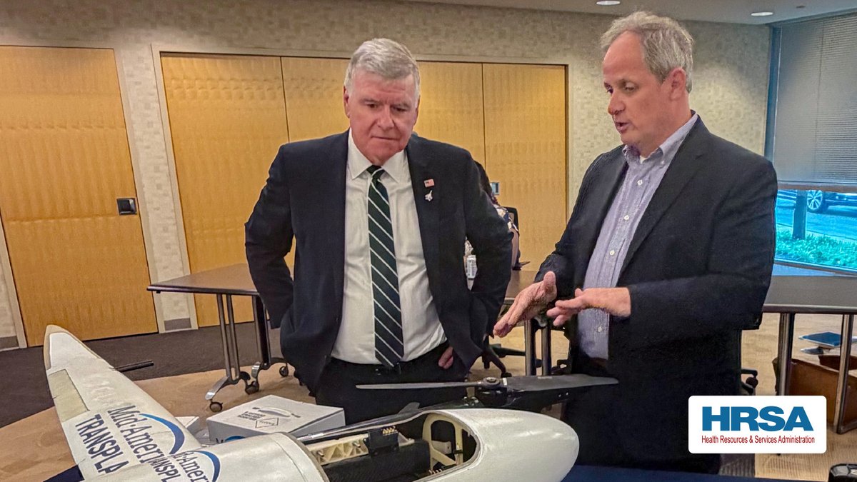 HRSAgov's tweet photo. In honor of National Donate Life Month, Administrator Tom Engels visited Mid-America Transplant in St. Louis to learn about their innovative medical drone initiative that delivers time-sensitive medical materials to patients in need of an organ. #DonateLifeMonth https://t.co/DnIAmizuvY