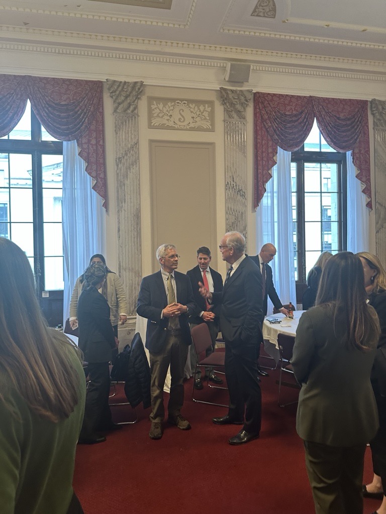 TheSAFCoalition's tweet photo. Last week, SAF Coalition members met with 80+ congressional offices in DC, representing 32 states.
Strong, bipartisan engagement to advance sustainable aviation fuel and U.S. energy leadership.
#SAF #FlyIn https://t.co/ZPtKUT727j