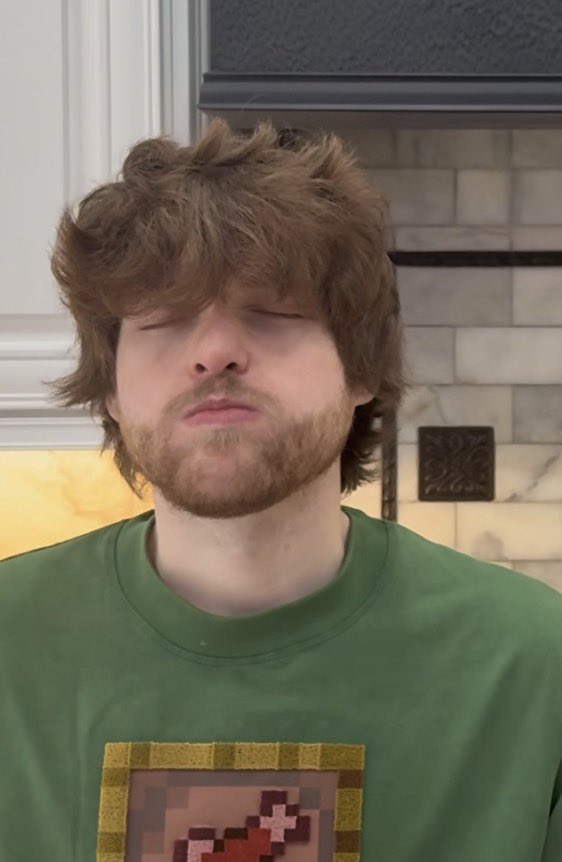 peterpyper🌙 tweet media