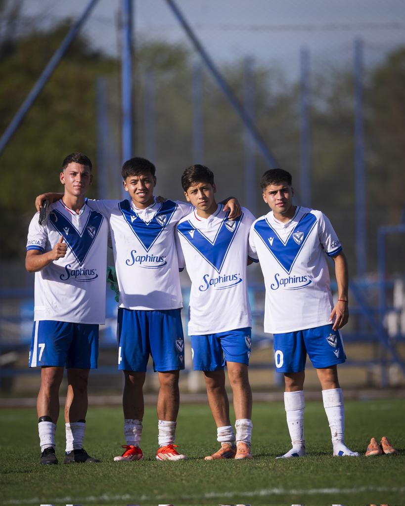 Velez670 tweet media