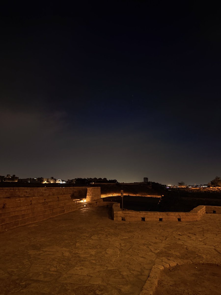 شـوق التـميمي tweet media