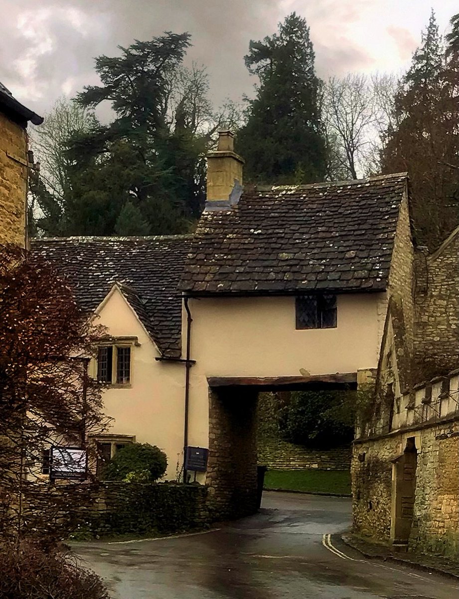 LouiseLacey96's tweet photo. The beautiful Cotswolds #photosofbritain🇬🇧 #unlimitedbritain #countrylook https://t.co/7FTB4z2b0N