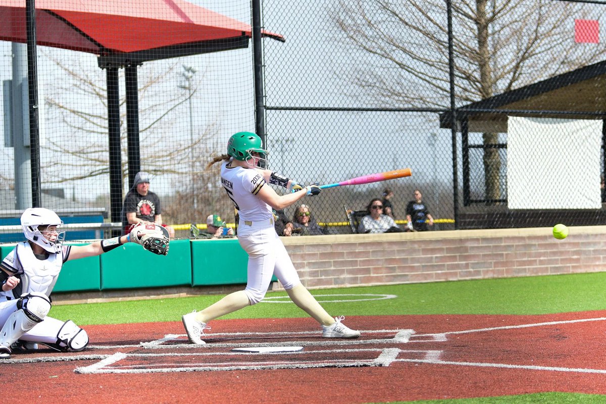 cadence_jansen's tweet photo. Incredibly honored to be recognized by Line Drive Media at #15 overall in their Top 100 rankings for the Class of 2030. So grateful for my teammates and coaches who continue to push me to be better every single day. Love this game! @LineDsoftball @INMagicGoldSB @Rob_Coffel https://t.co/IQrZhv9q7a