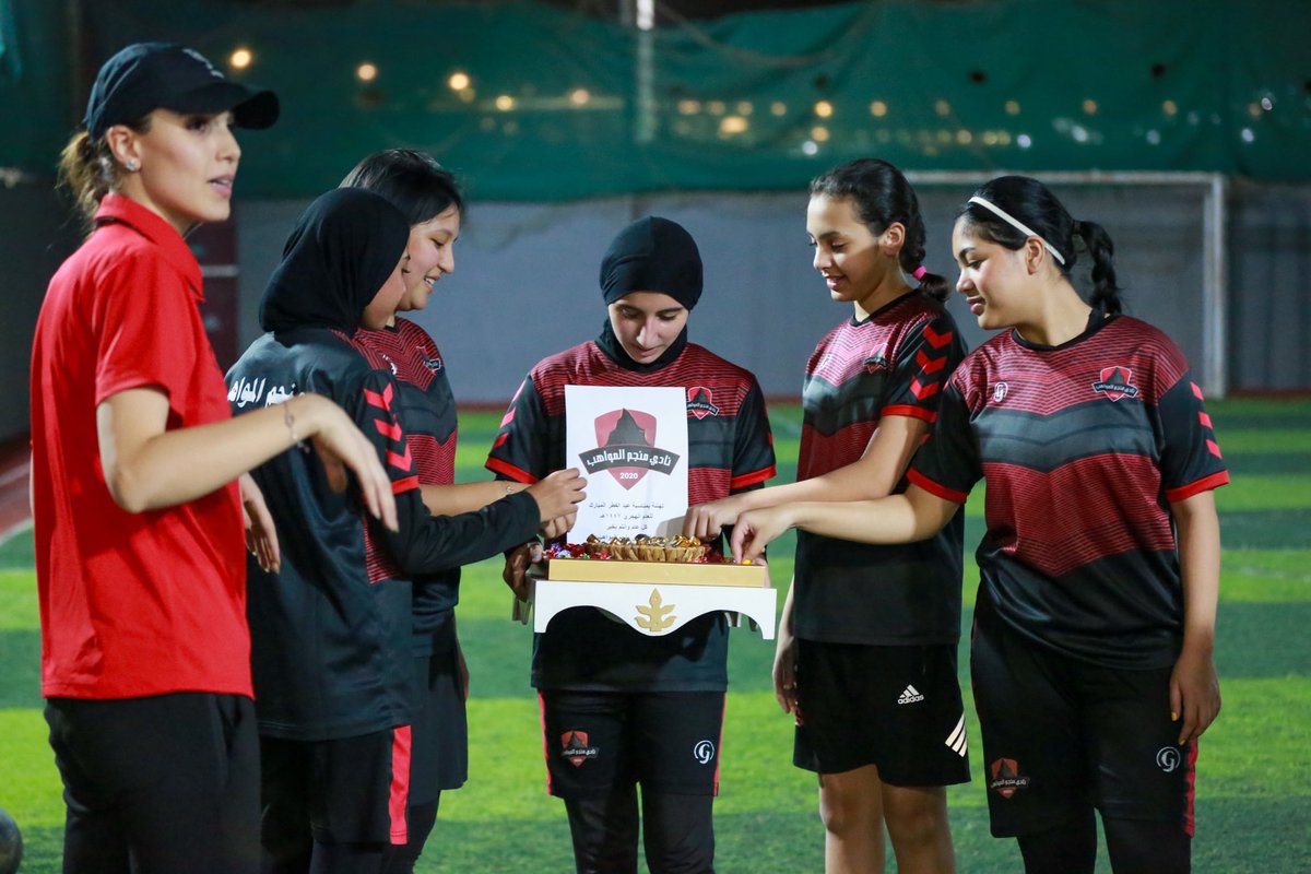نادي منجم المواهب الرياضي سيدات ⚽️🏐🏀🏊 tweet media