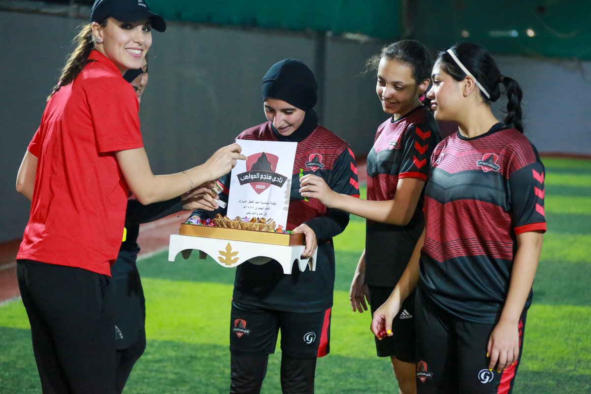 نادي منجم المواهب الرياضي سيدات ⚽️🏐🏀🏊 tweet media