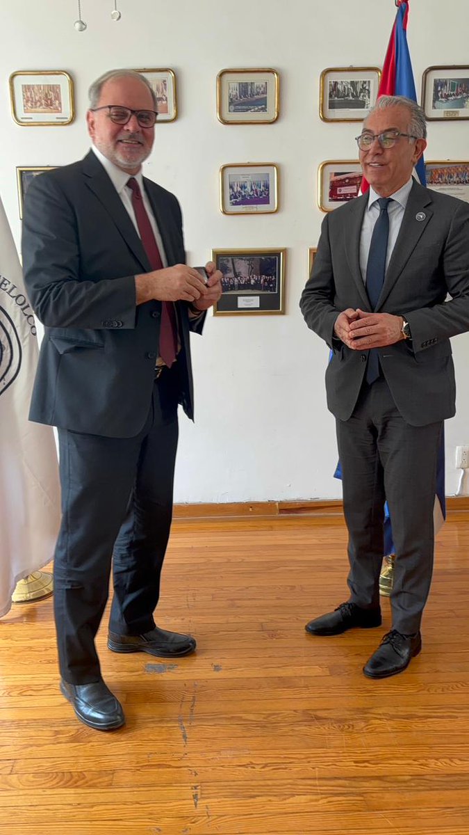 Eugenio Martínez Enríquez tweet media