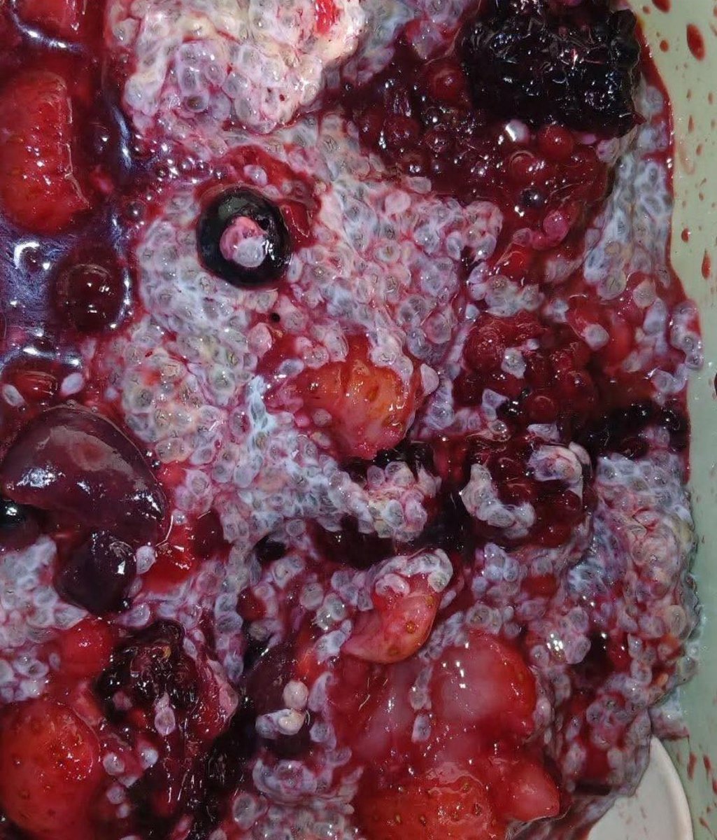 ʚ🍓ɞ tweet media